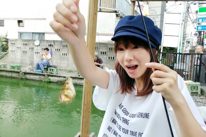 数十万のランチュウも 阿佐ヶ谷の釣り掘り 寿久木園 で金魚を釣ろう 東京ルッチ