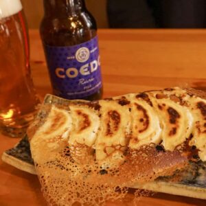 COEDOビールと餃子