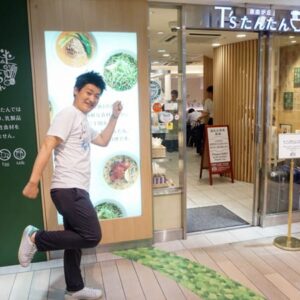 東京の人気占い師巡りvol2.｜渋谷B-CAFEのマルマーレ桃妃先生を体験レポート！
