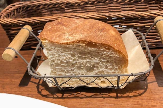 L'ambiance douceのランチ自家製パン