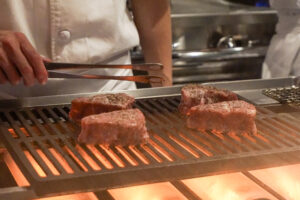 【期間限定】銀座の隠れ家「北大路倶楽部」で味わう、至高の和牛フルコース